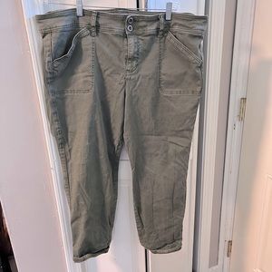 Torrid Size 22 Crop Aviator Pant